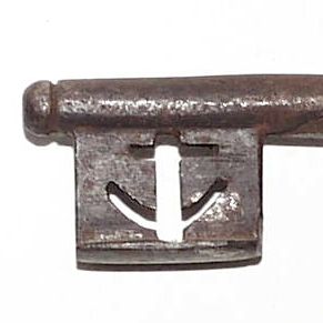 Antique anchor ward bit key