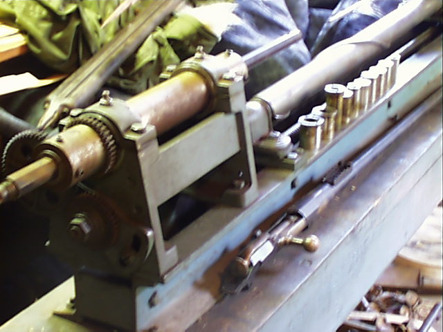 Smithley Rifling Machine - Spindele showing change gear mechanism