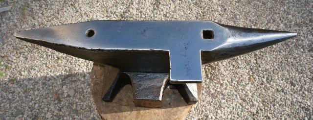 SandH anvil top view