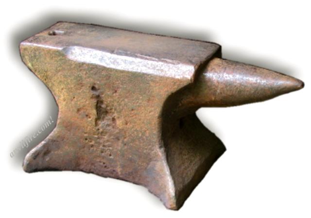 Colonial Anvil 3/4 view