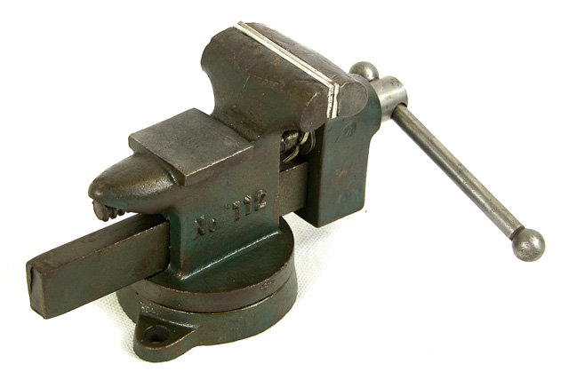 Small Bench Vise with integral anvil