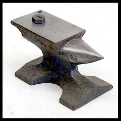 Small RR-Rail anvil for making Horseshoe Nail Rings