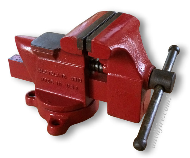 Columbian D33-1/2 Bench Vise